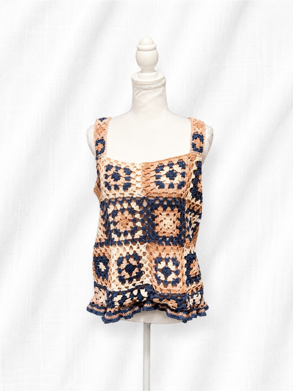 Dex Crochet Square-Panel Camisole in Peach & Navy